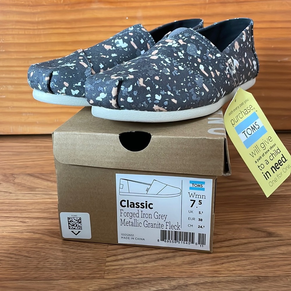 NWT TOMS